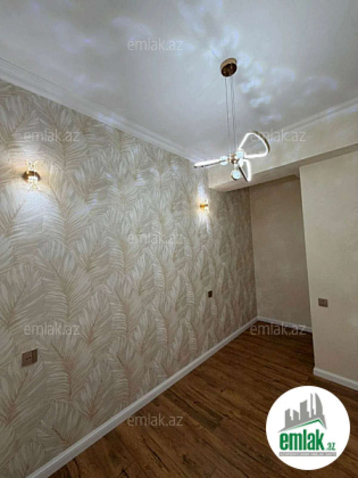 Satılır 3 otaqlı yeni tikili 80 m²