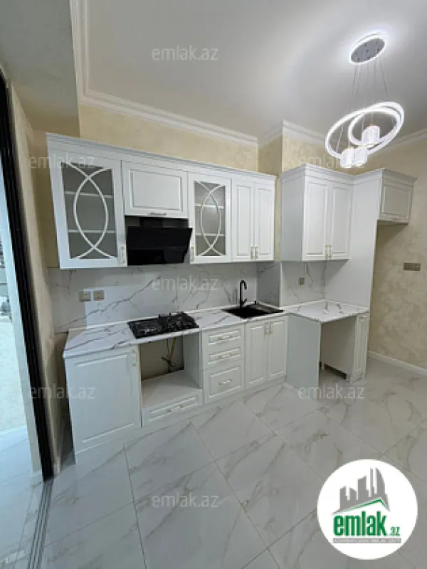 Satılır 3 otaqlı yeni tikili 80 m²