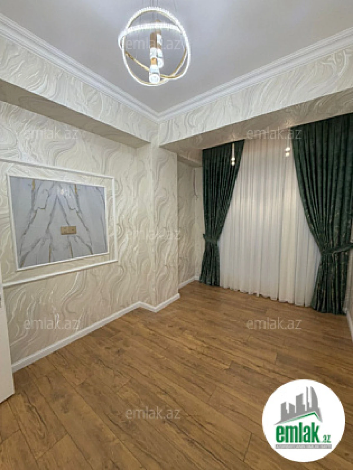 Satılır 3 otaqlı yeni tikili 80 m²