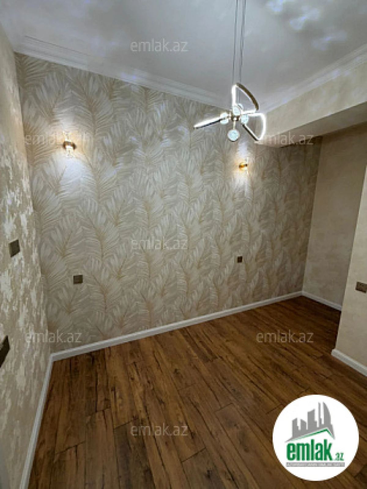 Satılır 3 otaqlı yeni tikili 80 m²