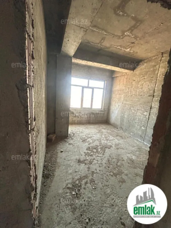 Satılır 3 otaqlı yeni tikili 130 m²