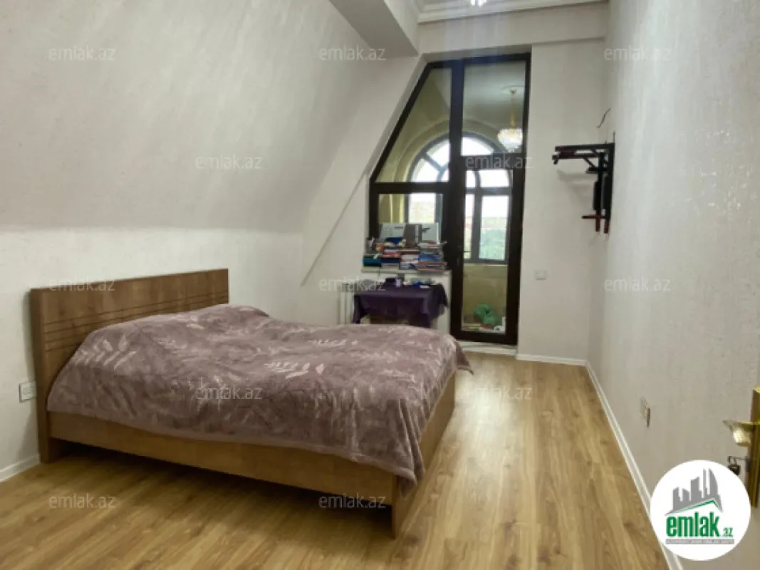 Satılır 4 otaqlı yeni tikili 143 m²