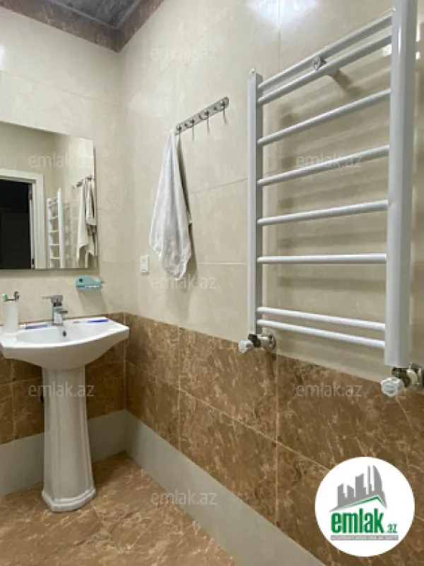 Satılır 4 otaqlı yeni tikili 143 m²