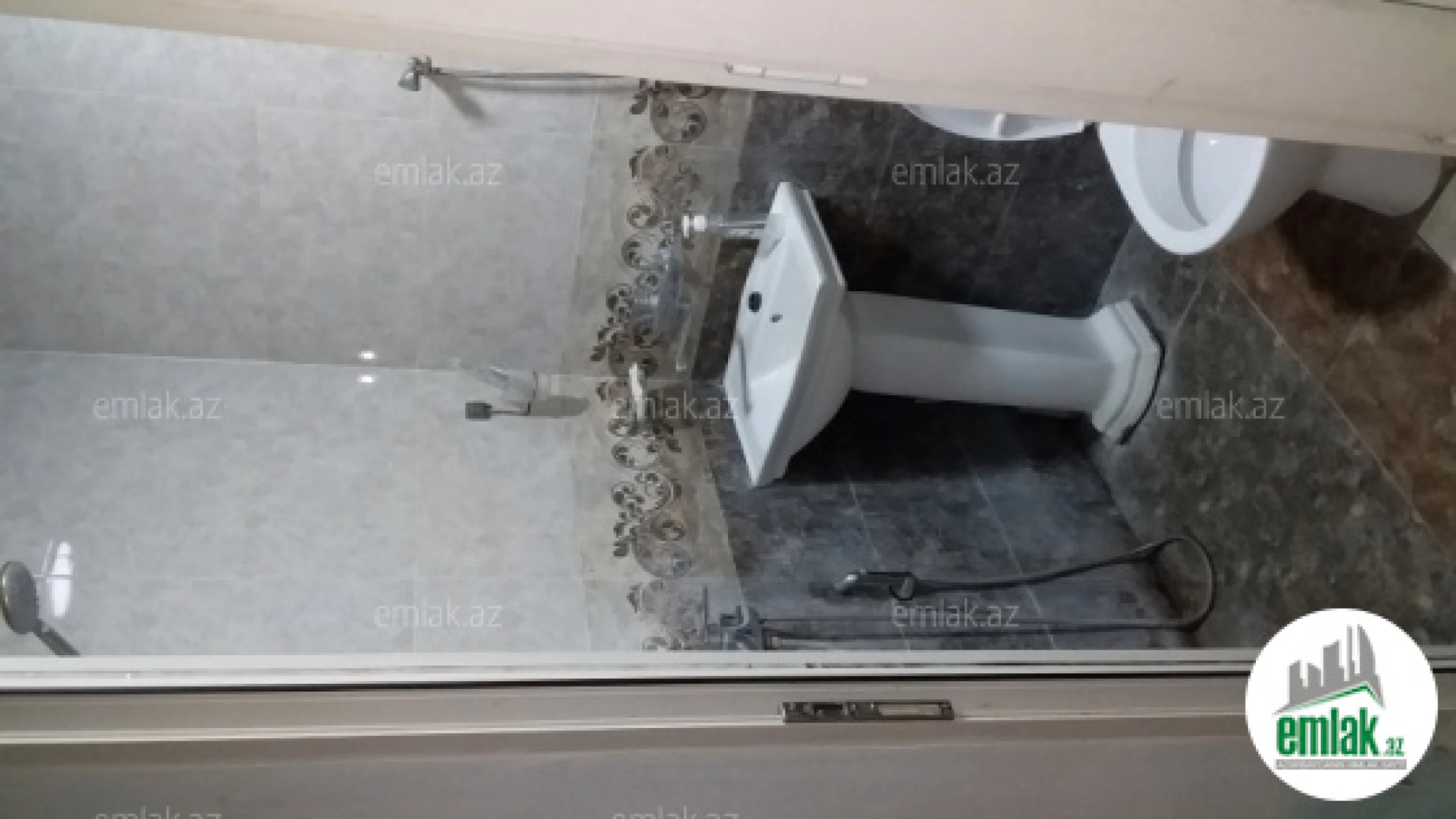 Satılır 7 otaqlı həyət evi 170 m²