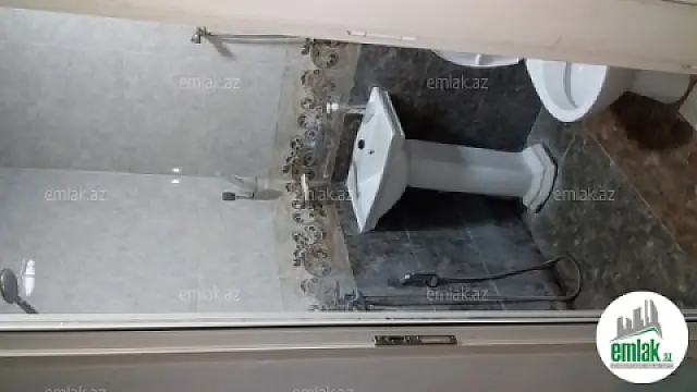 Satılır 7 otaqlı həyət evi 170 m²