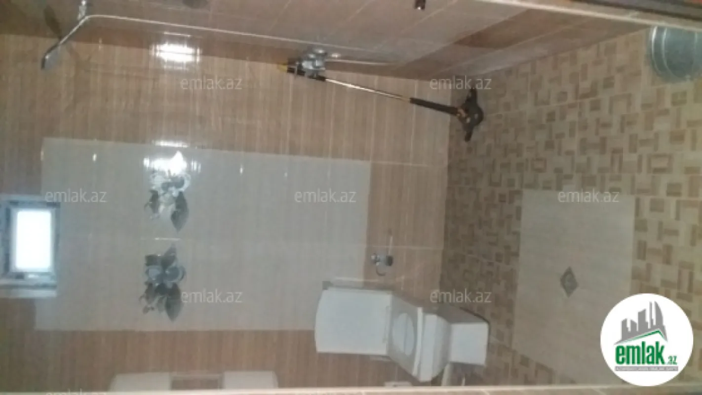 Satılır 7 otaqlı həyət evi 170 m²