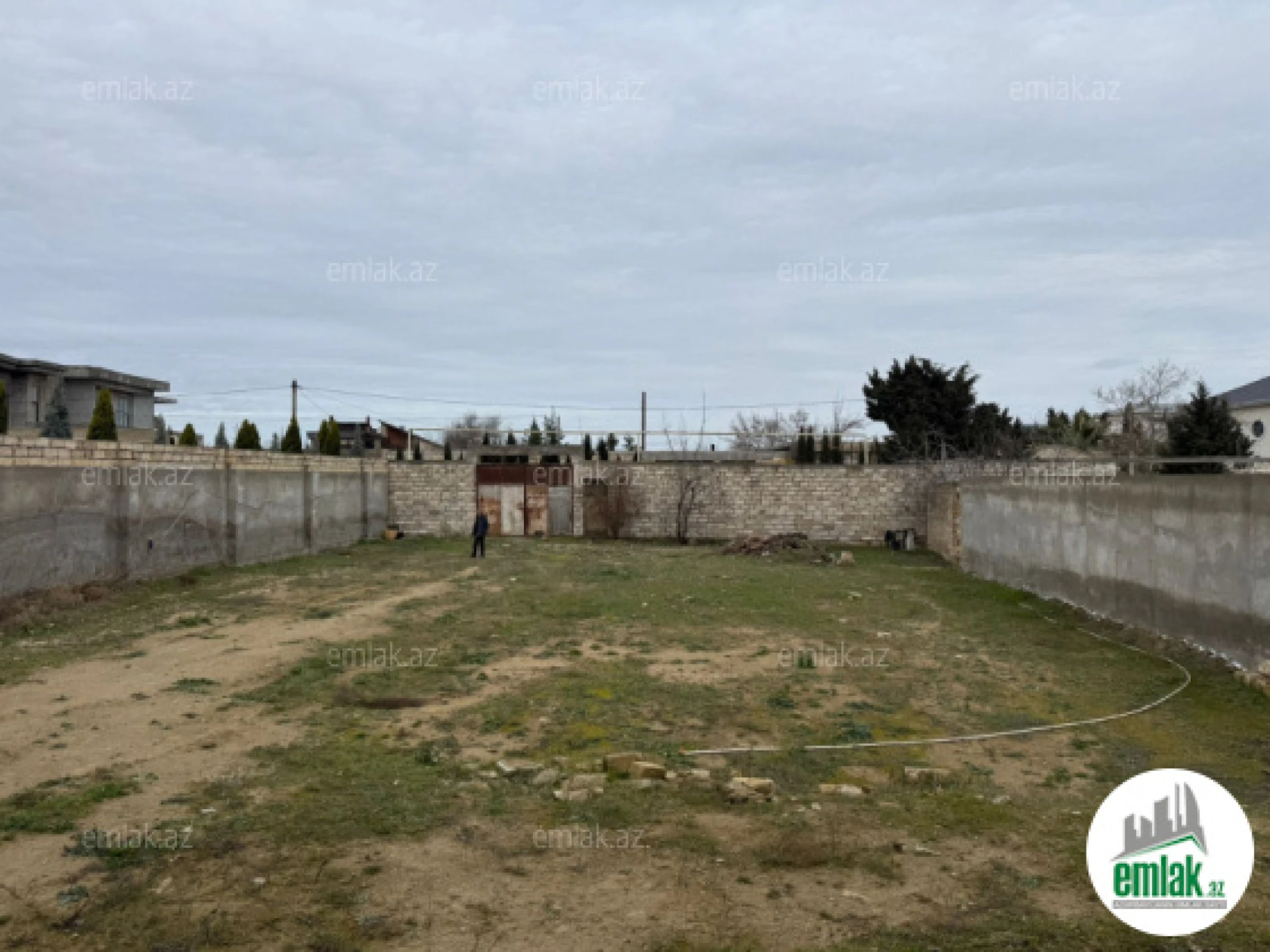 Satılır torpaq sahəsi 12 m²