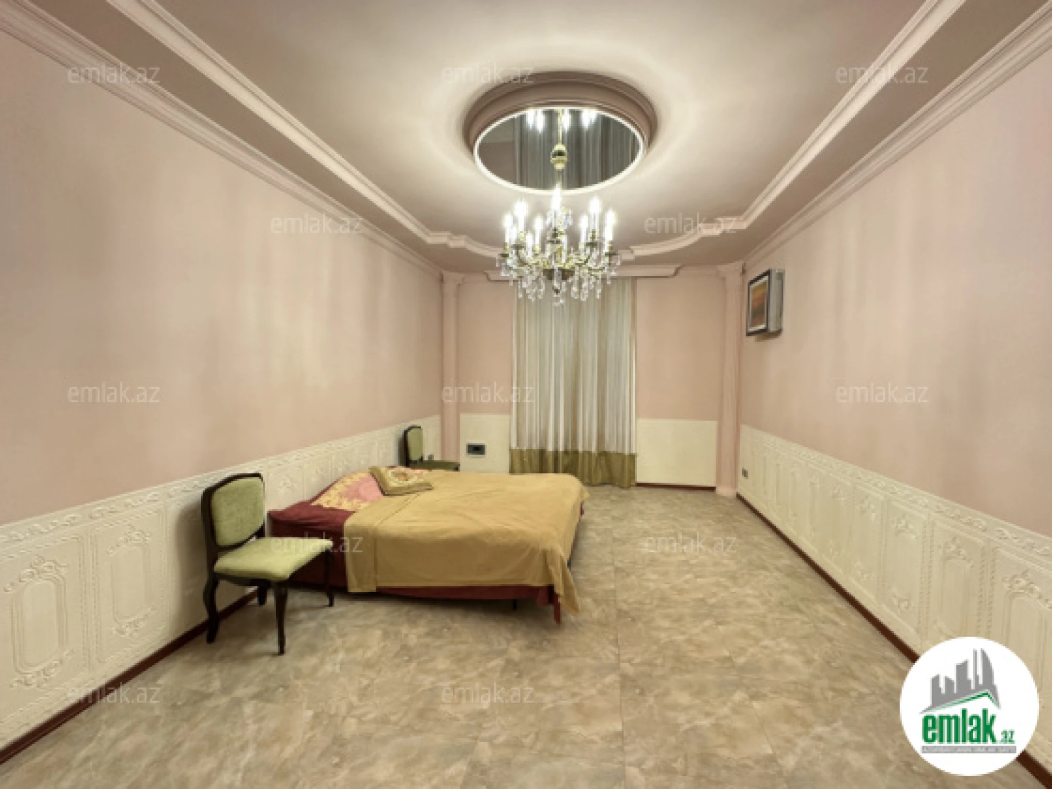 Satılır 5 otaqlı həyət evi 200 m²