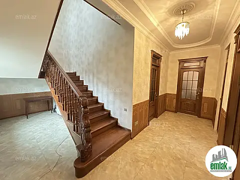 Satılır 5 otaqlı həyət evi 200 m²