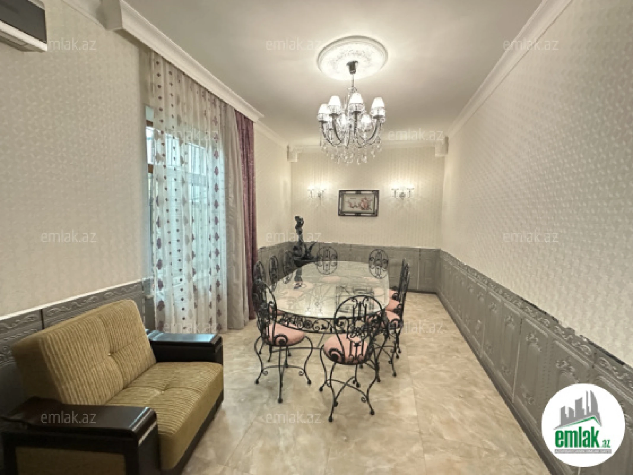 Satılır 5 otaqlı həyət evi 200 m²