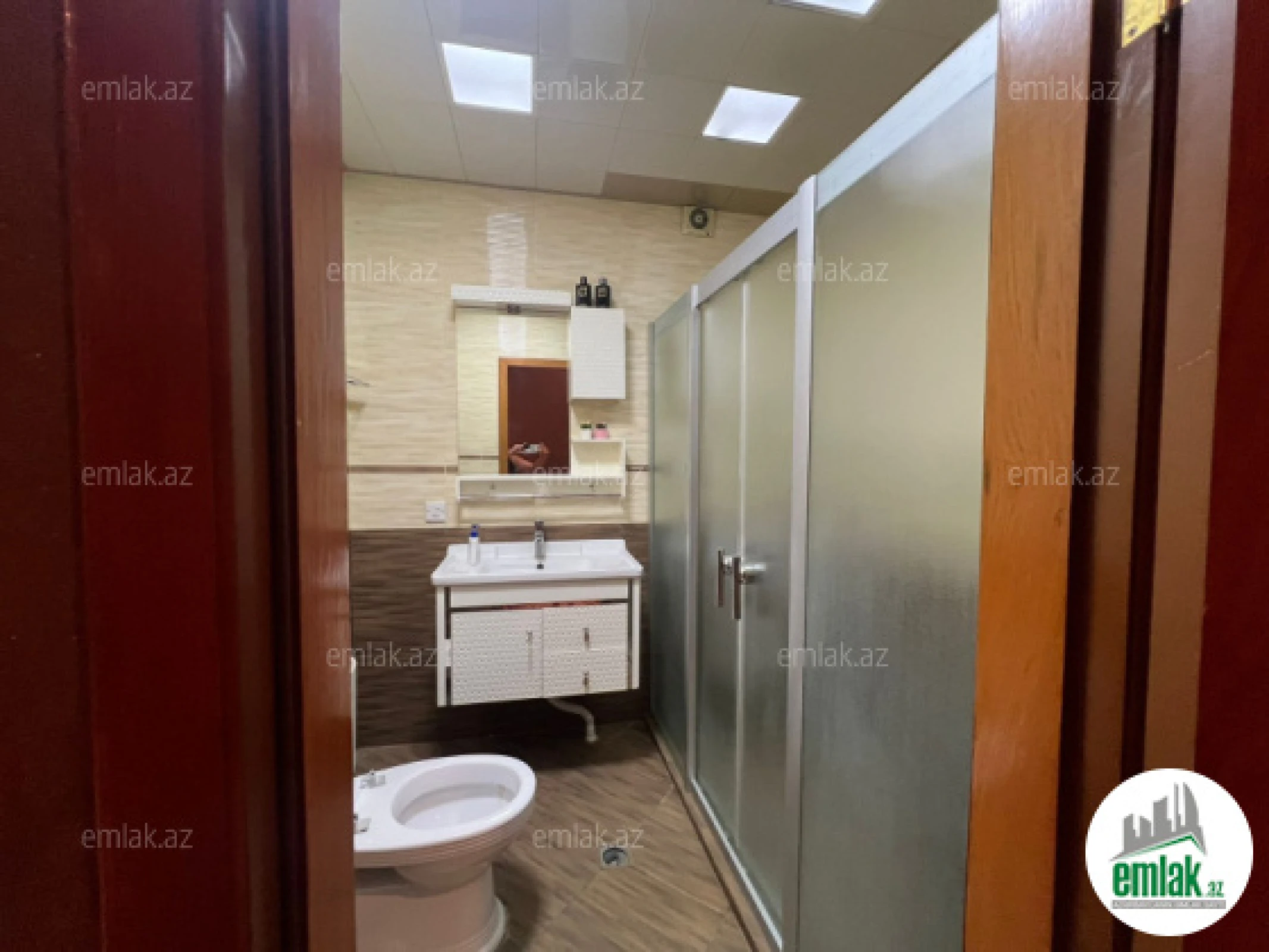 Satılır 3 otaqlı yeni tikili 90 m²