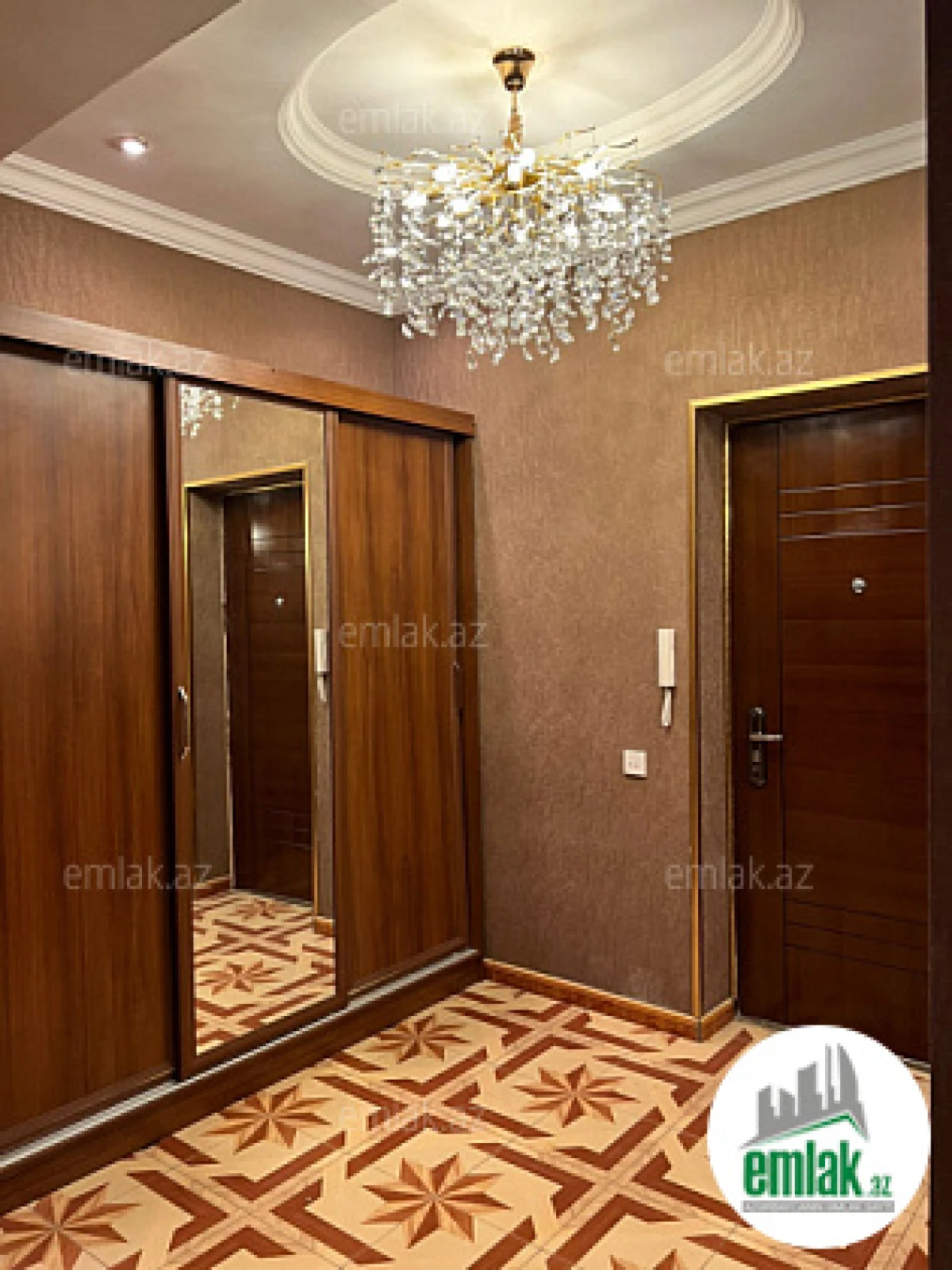 Satılır 3 otaqlı yeni tikili 90 m²