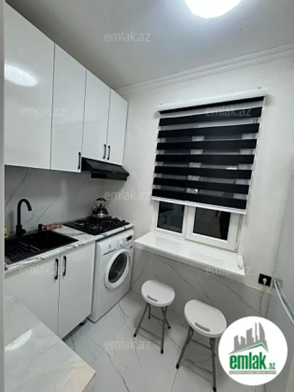 Satılır 2 otaqlı köhnə tikili 45 m²