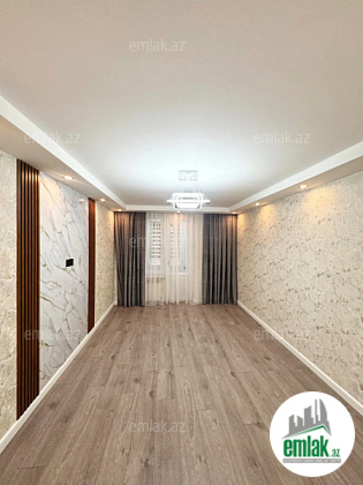 Satılır 2 otaqlı köhnə tikili 45 m²