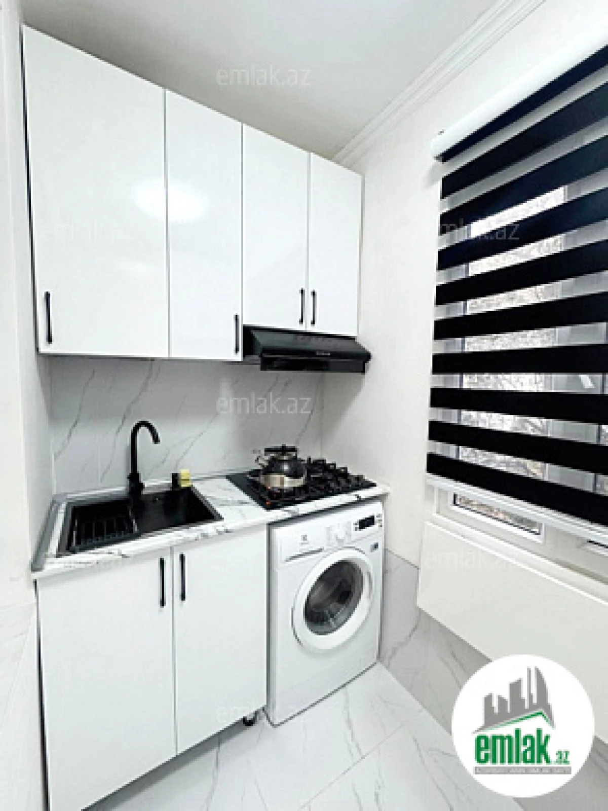 Satılır 2 otaqlı köhnə tikili 45 m²