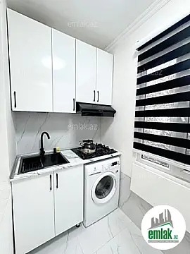 Satılır 2 otaqlı köhnə tikili 45 m²