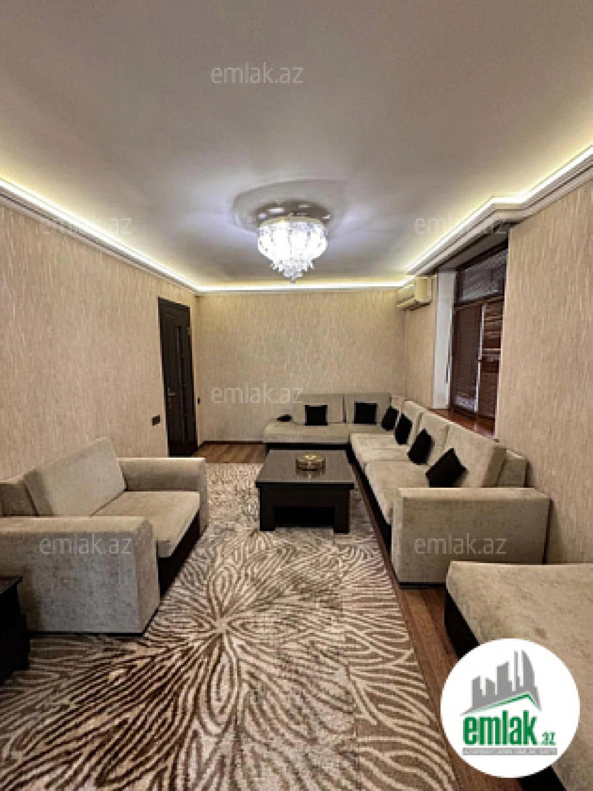 Satılır 2 otaqlı köhnə tikili 60 m²