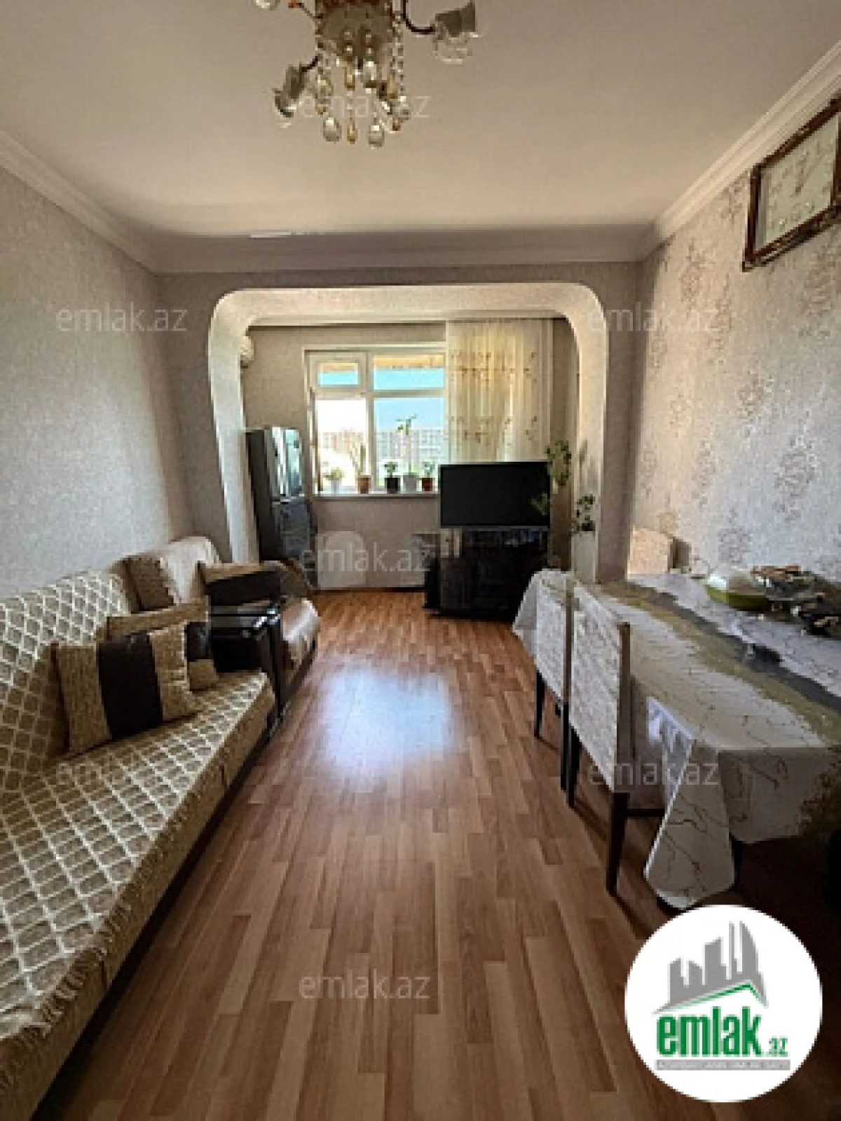 Satılır 2 otaqlı köhnə tikili 65 m²