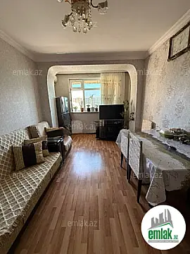Satılır 2 otaqlı köhnə tikili 65 m² — Bakı 2 otaq 65.00 m²