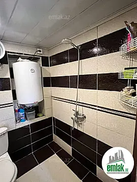 Satılır 2 otaqlı köhnə tikili 65 m²