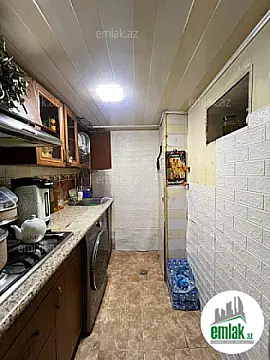 Satılır 2 otaqlı köhnə tikili 65 m²