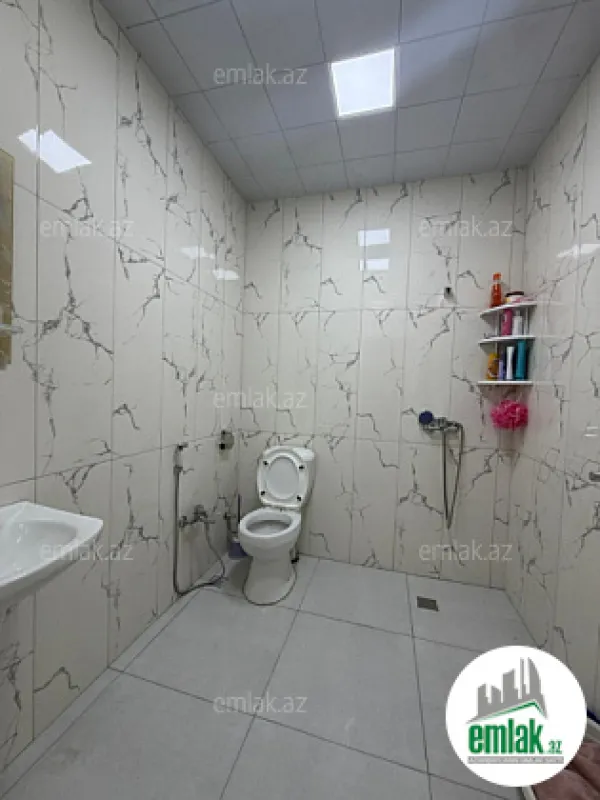 Satılır 4 otaqlı yeni tikili 130 m²