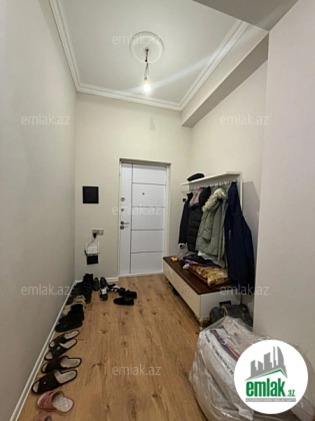Satılır 4 otaqlı yeni tikili 130 m²