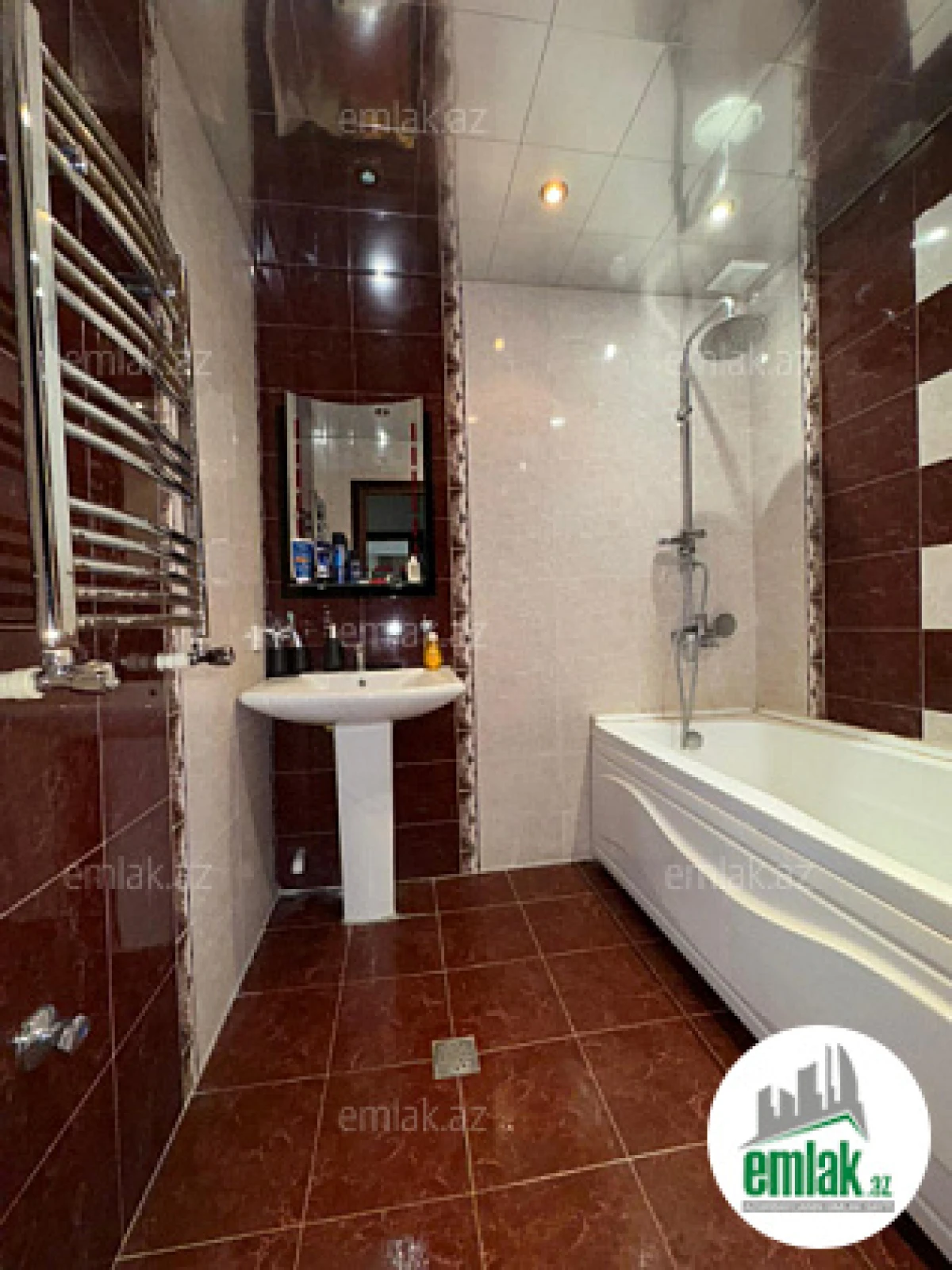 Satılır 2 otaqlı yeni tikili 90 m²