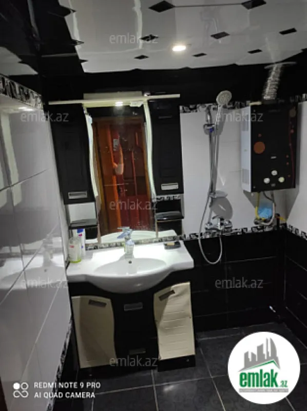 Satılır 3 otaqlı köhnə tikili 85 m²