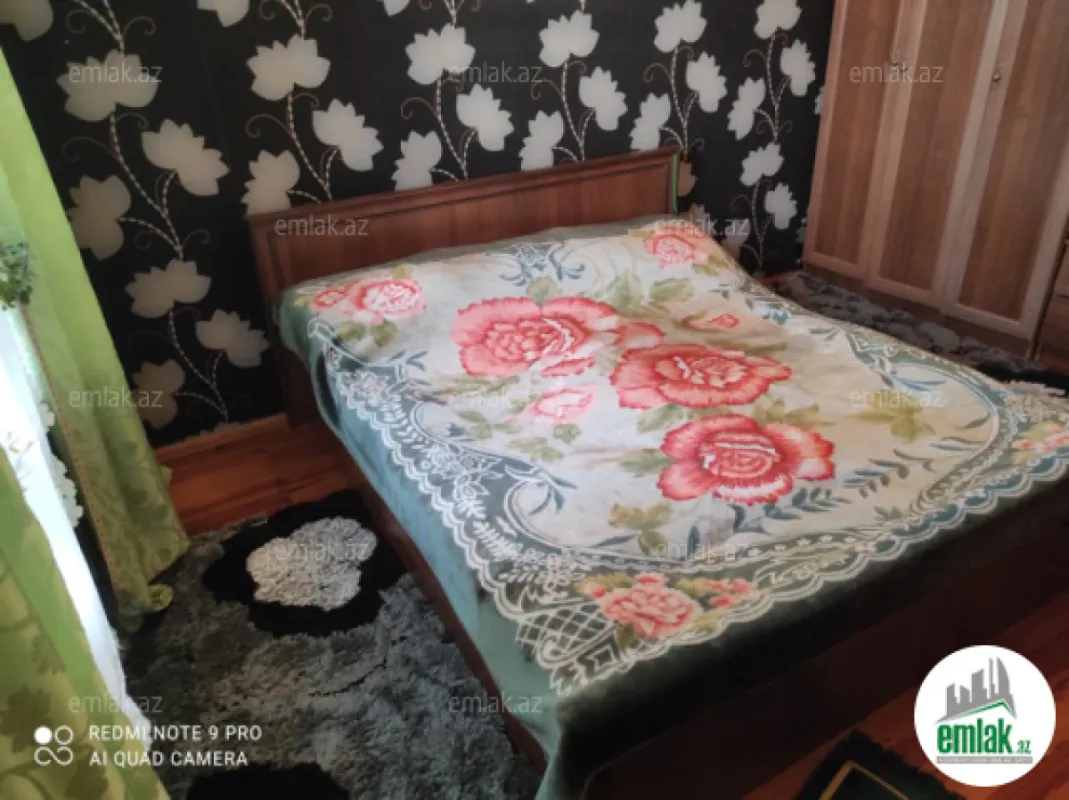 Satılır 3 otaqlı köhnə tikili 85 m²