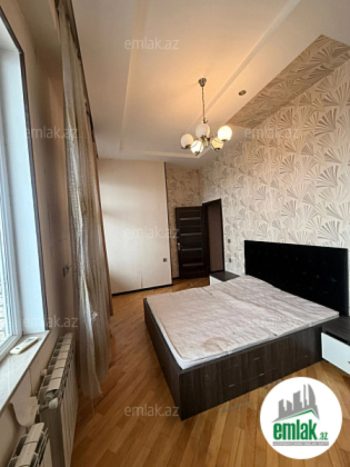 Satılır 3 otaqlı yeni tikili 100 m²