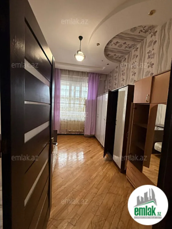 Satılır 3 otaqlı yeni tikili 100 m²