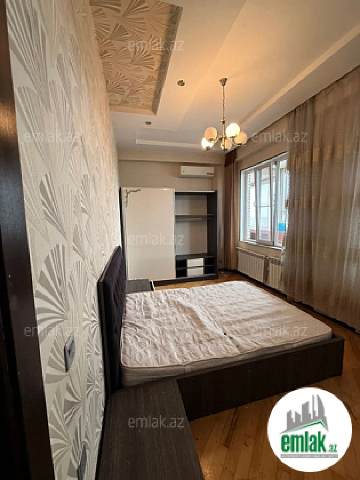 Satılır 3 otaqlı yeni tikili 100 m²