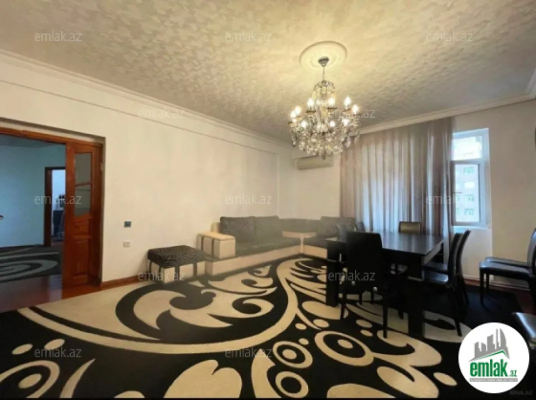 Satılır 4 otaqlı yeni tikili 135 m²
