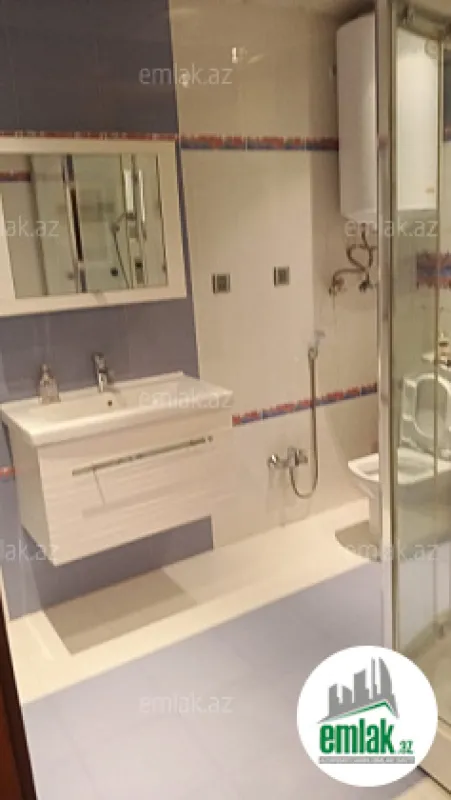 Satılır 4 otaqlı yeni tikili 170 m²