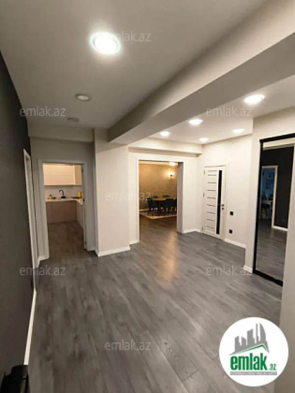 Satılır 3 otaqlı yeni tikili 122 m²