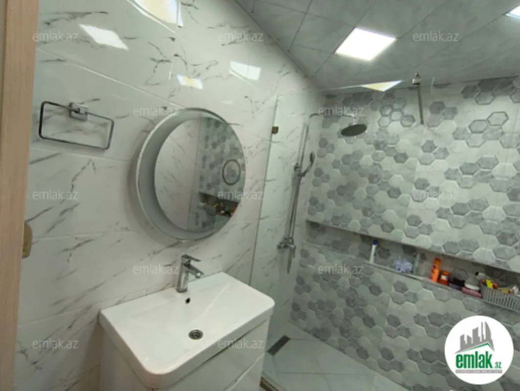 Satılır 3 otaqlı yeni tikili 122 m²