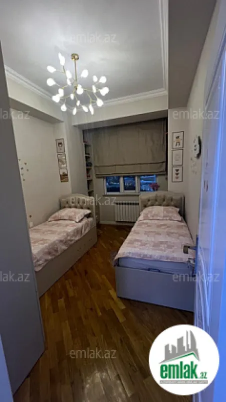 Satılır 4 otaqlı yeni tikili 125 m²