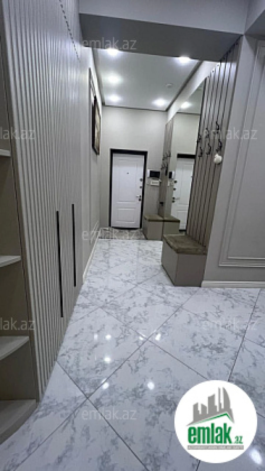 Satılır 4 otaqlı yeni tikili 125 m²