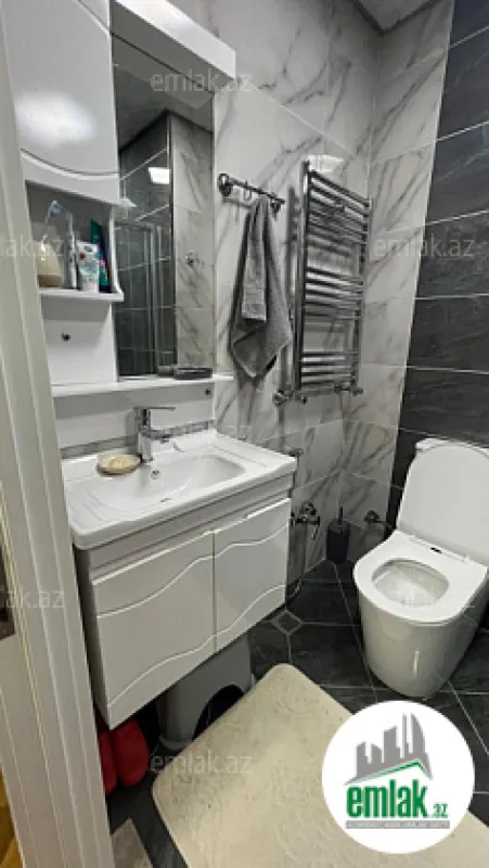 Satılır 4 otaqlı yeni tikili 125 m²