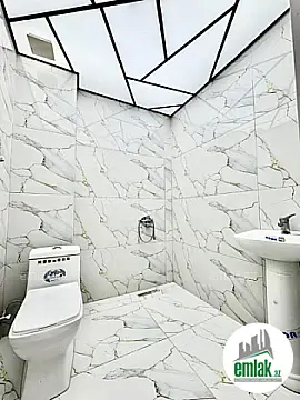 Satılır 2 otaqlı yeni tikili 60 m²