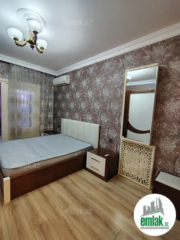 Satılır 3 otaqlı köhnə tikili 75 m²