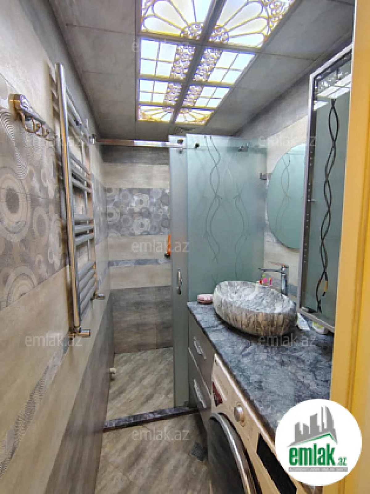 Satılır 3 otaqlı köhnə tikili 75 m²