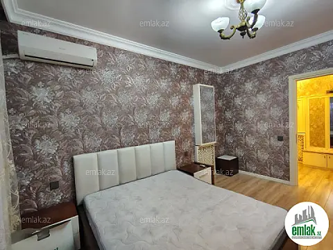 Satılır 3 otaqlı köhnə tikili 75 m²
