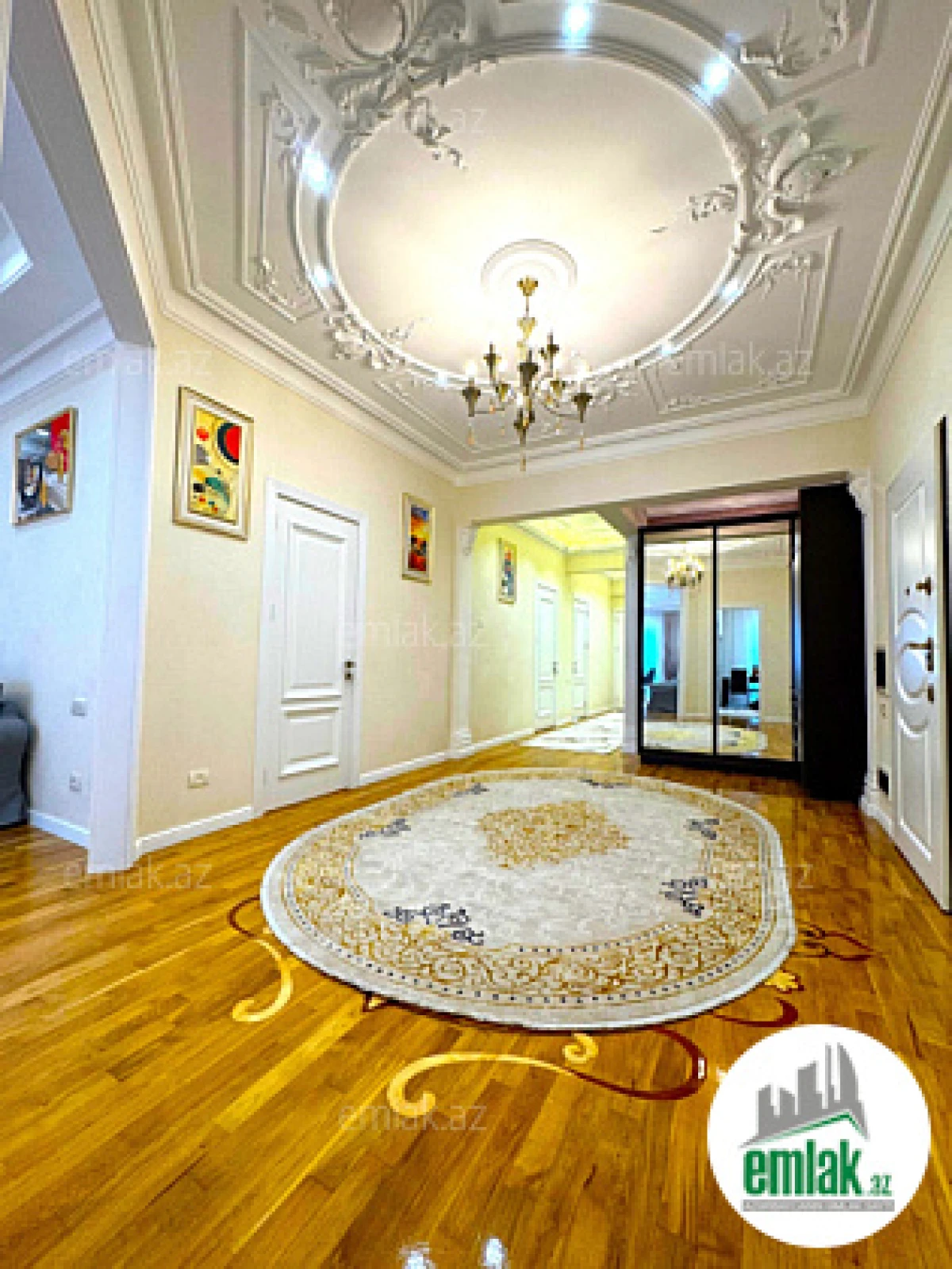 Satılır 4 otaqlı yeni tikili 230 m²