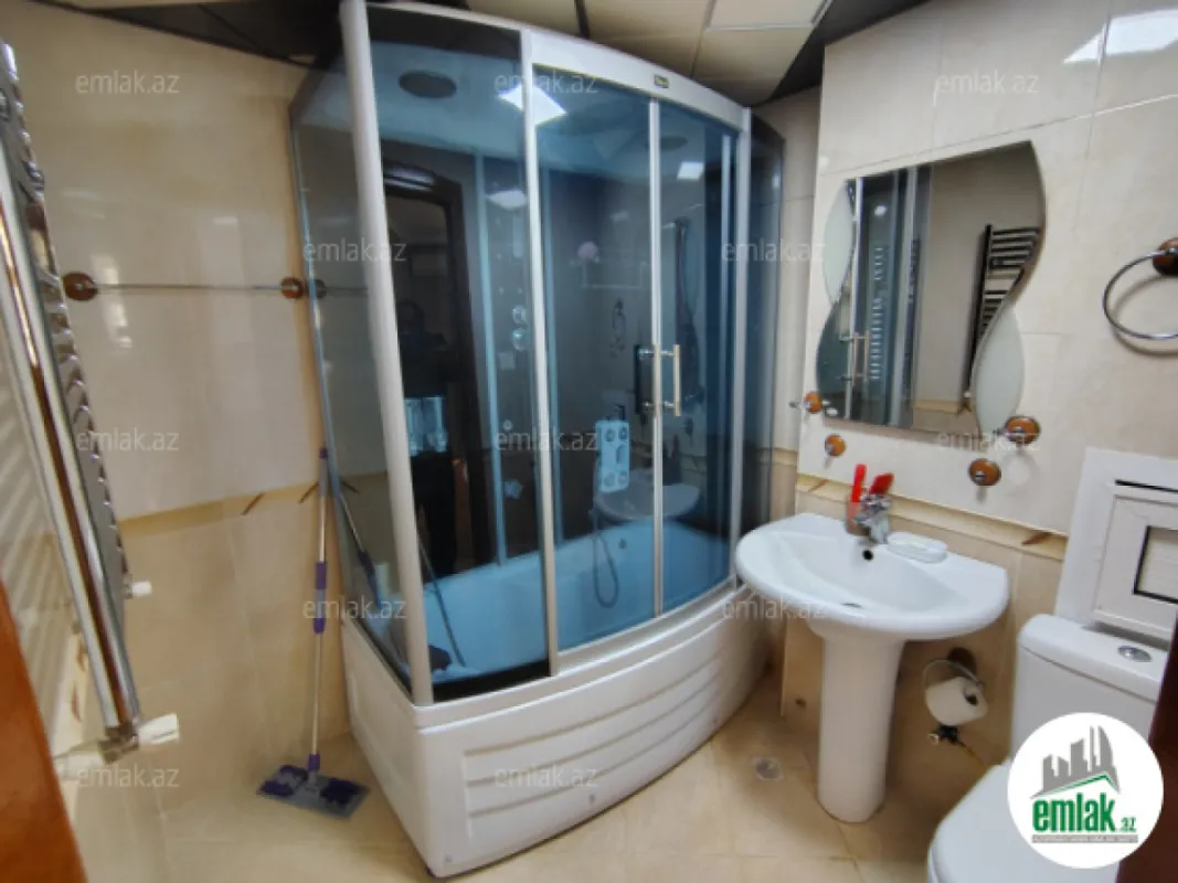 Satılır 3 otaqlı yeni tikili 124 m²