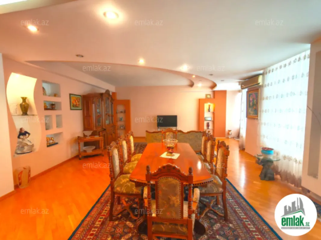 Satılır 4 otaqlı yeni tikili 223 m²