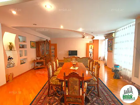 Satılır 4 otaqlı yeni tikili 223 m²