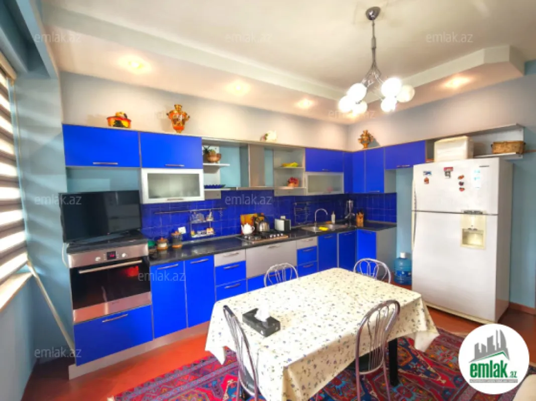 Satılır 4 otaqlı yeni tikili 223 m²