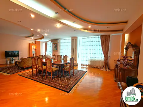 Satılır 4 otaqlı yeni tikili 223 m² — Bakı, Nizami 4 otaq 223.00 m²